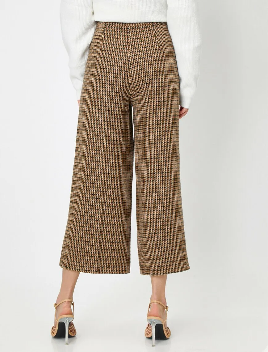 16333 Brown Check Patterned Trousers