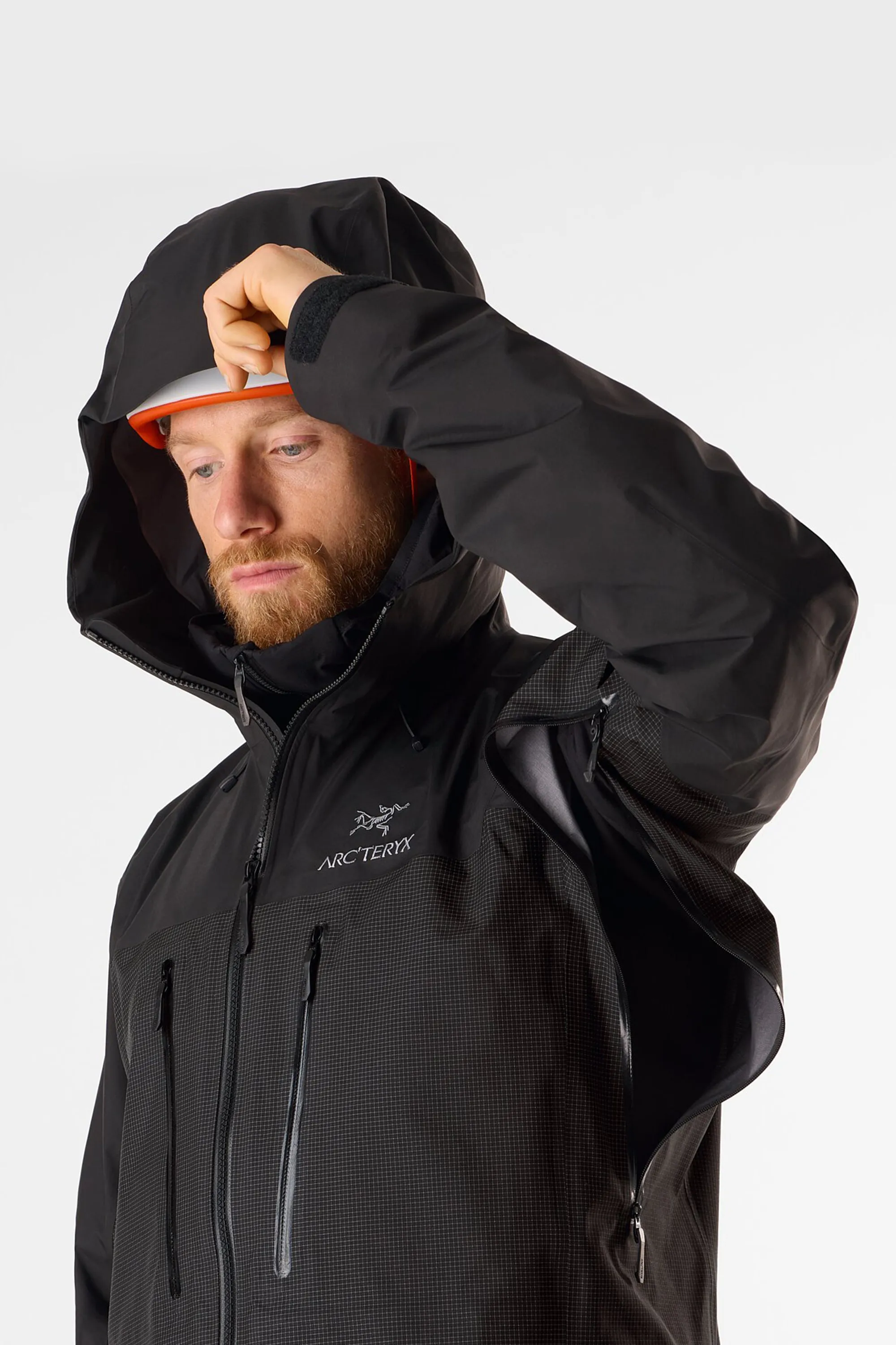 Arc'teryx Men's Alpha Jacket in Black