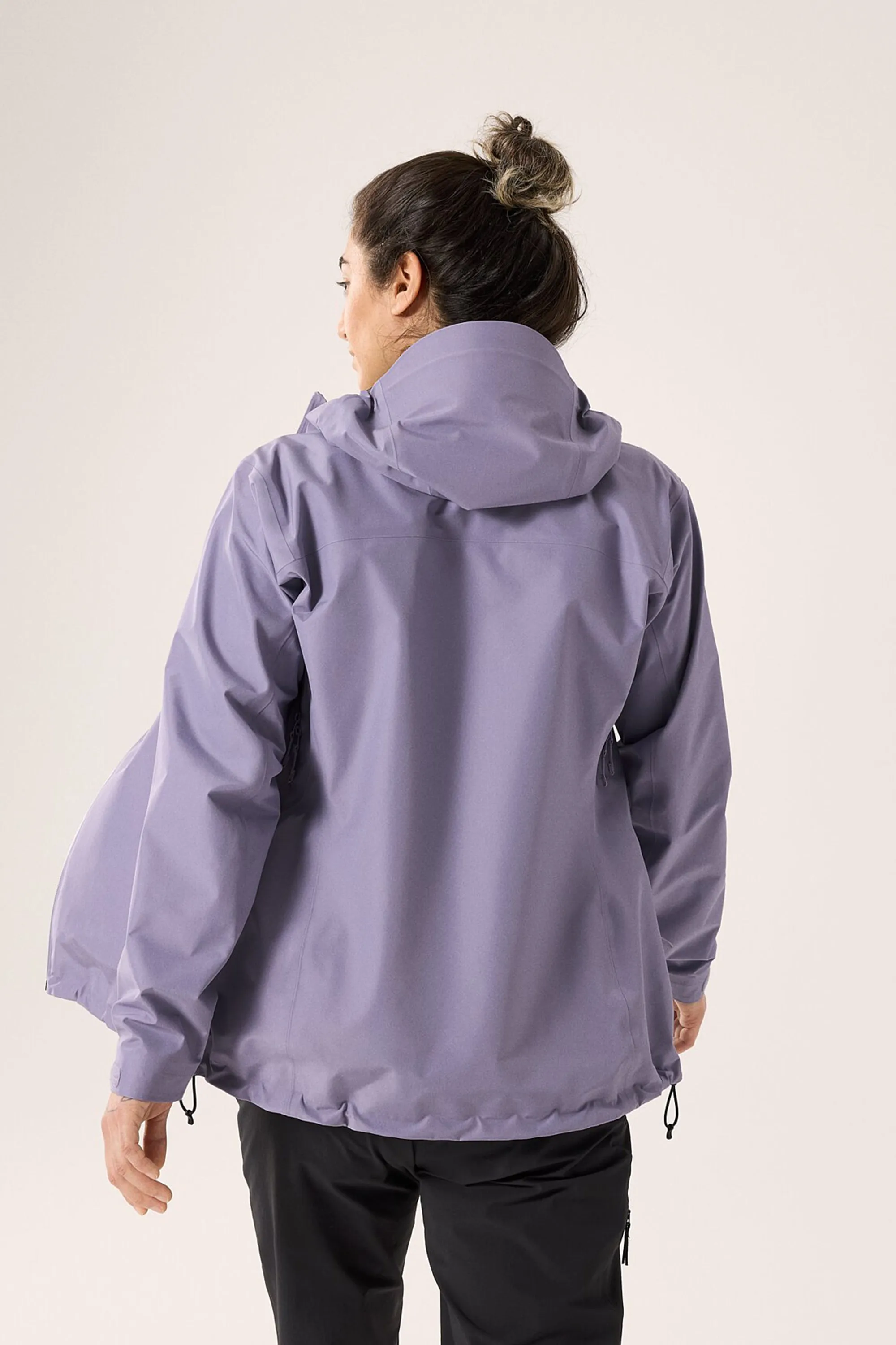 Arc'teryx Women's Beta LT Jacket in Velocity