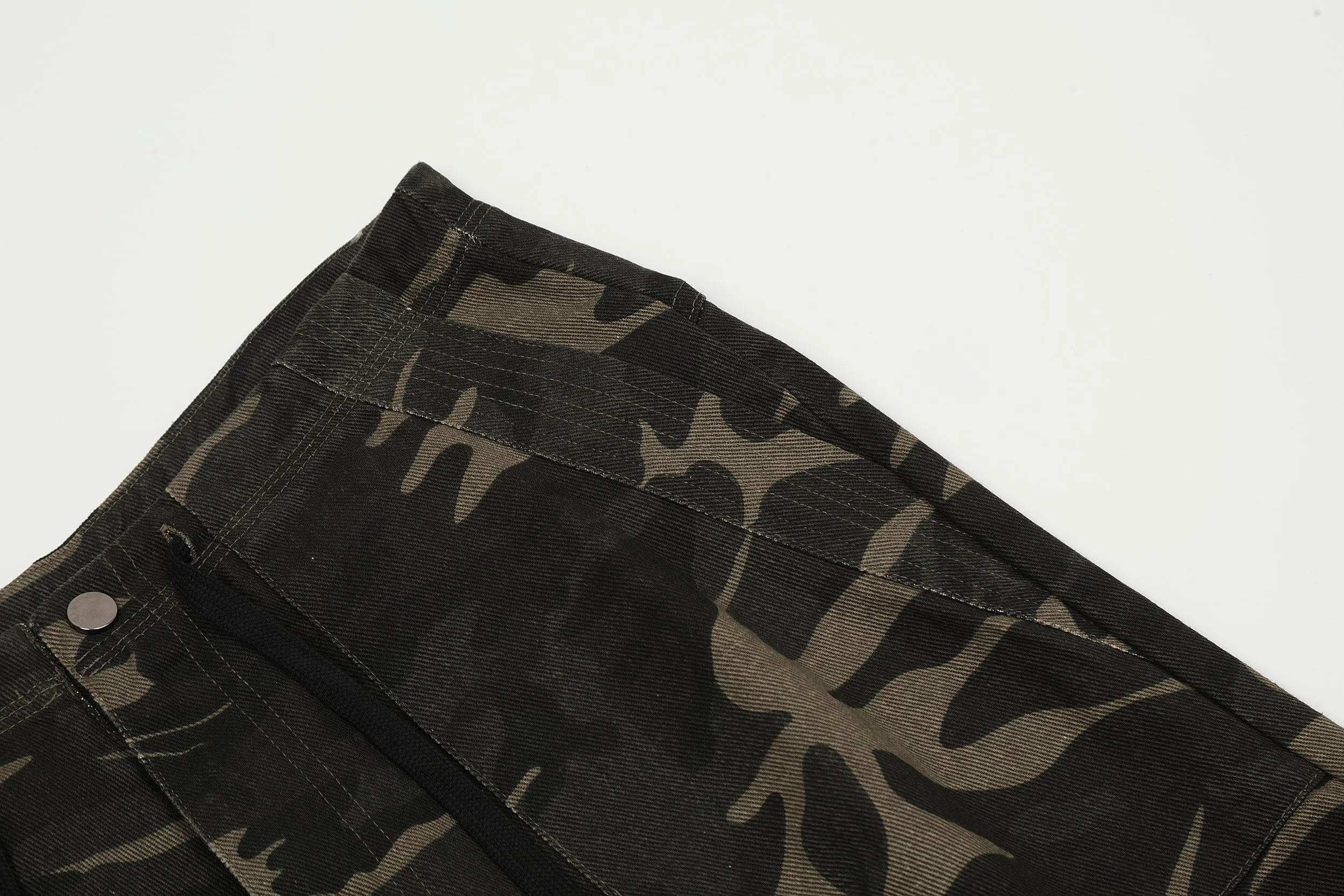 Faire Echo Camo Design Straight-Leg Pants