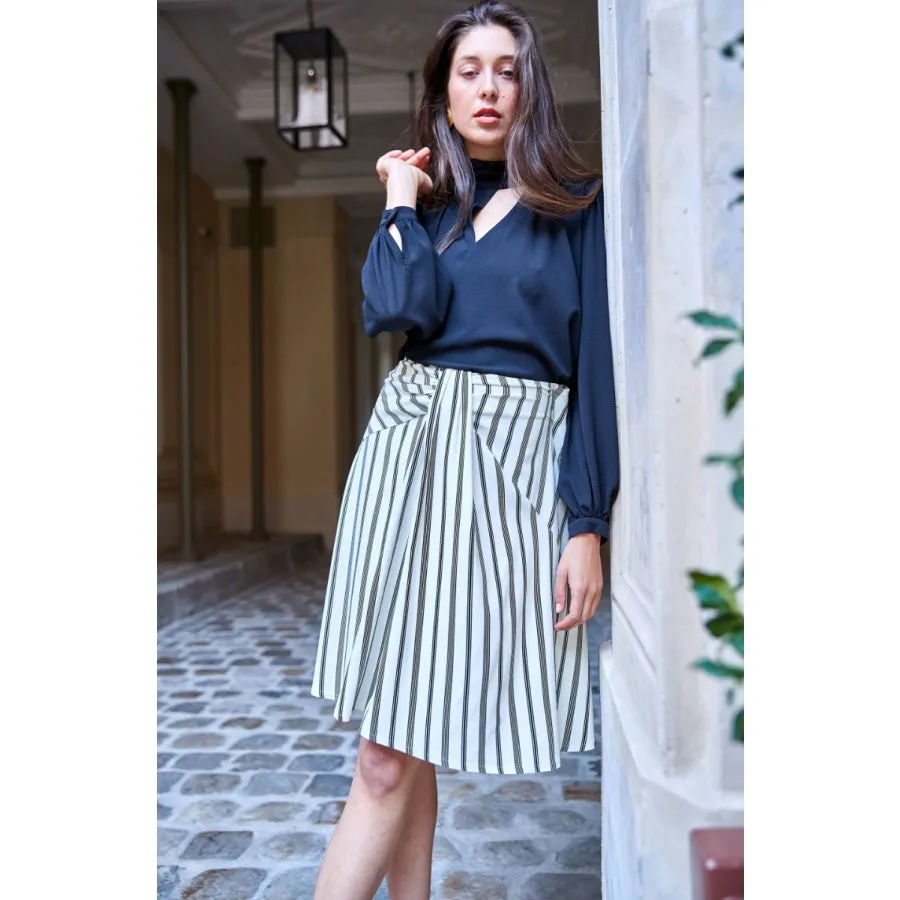 Le 417 - Straight skirt with yoke and pleats