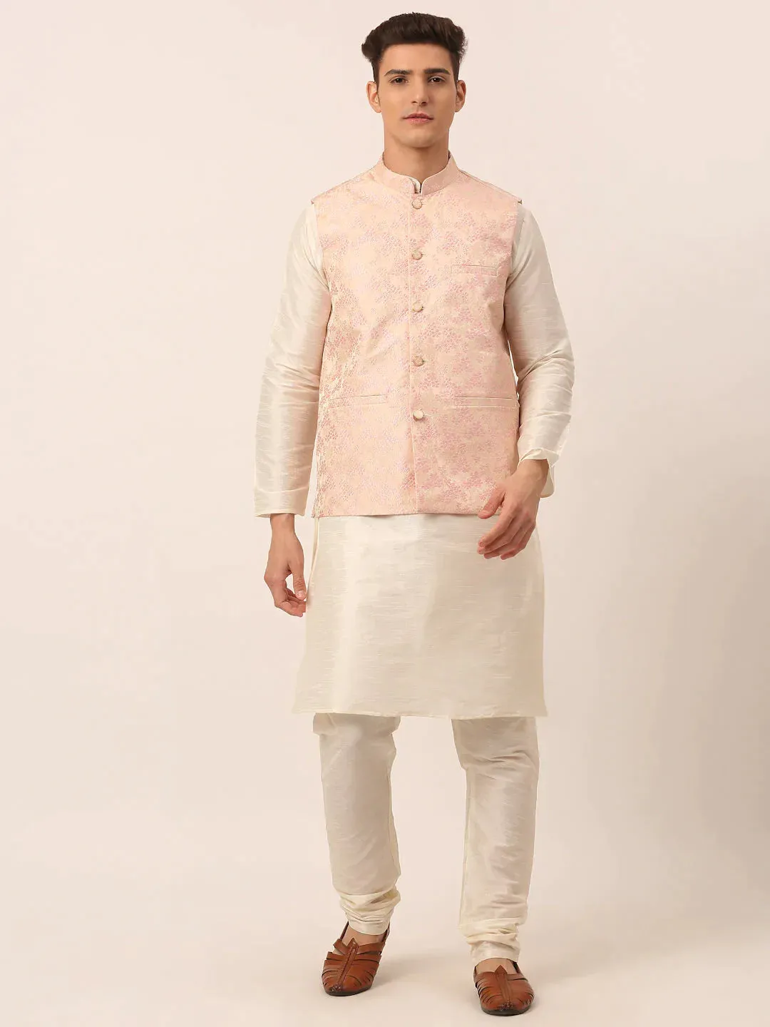 Men'S Solid Kurta Pyjama With Pink Floral Embroidered Nehru Jacket