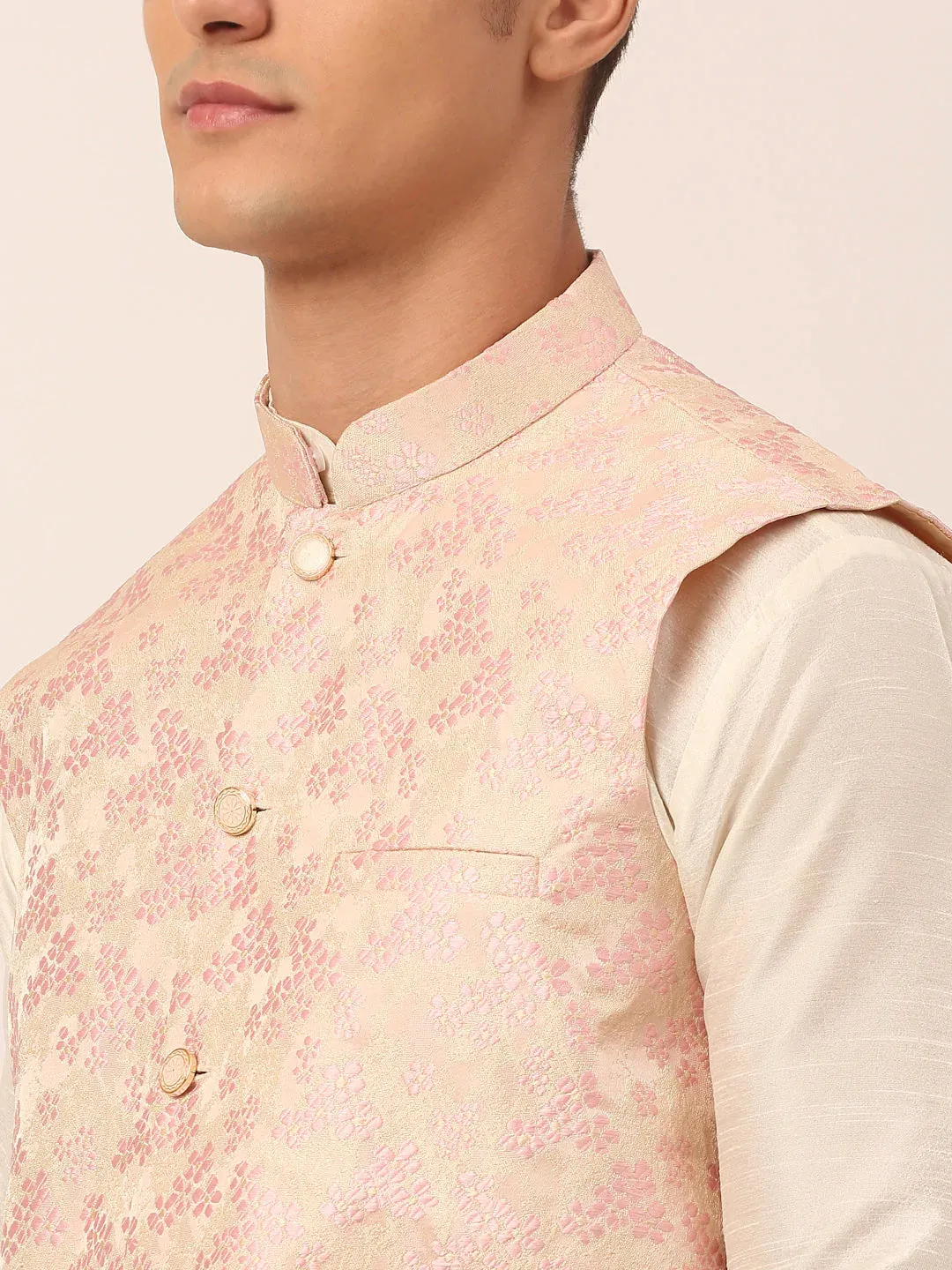 Men'S Solid Kurta Pyjama With Pink Floral Embroidered Nehru Jacket