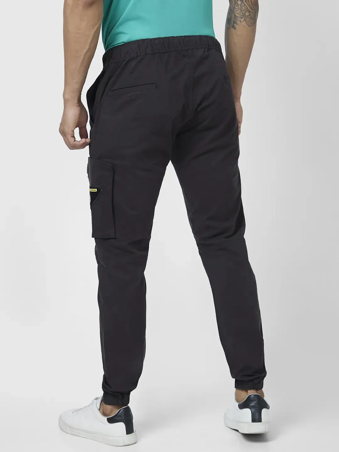 Spykar Men Black Cotton Joggers Fit Ankle Length Mid Rise Cargo Pant